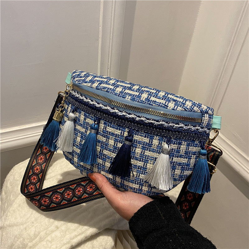 Tassel Woven Shoulder Bag