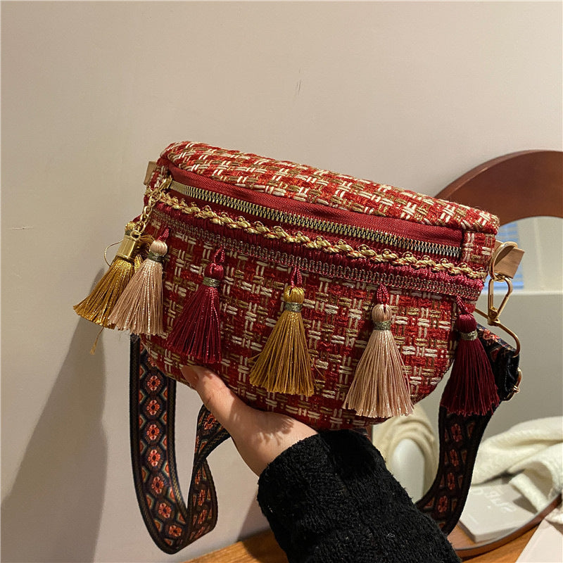 Tassel Woven Shoulder Bag